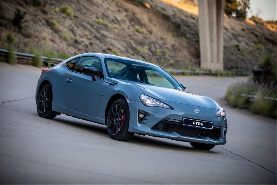  Toyota GT 86 2018 года  (ZA) (фото 1 из 19)